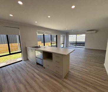 7 Chindwin Lp, Hilbert, WA 6112 - Photo 3