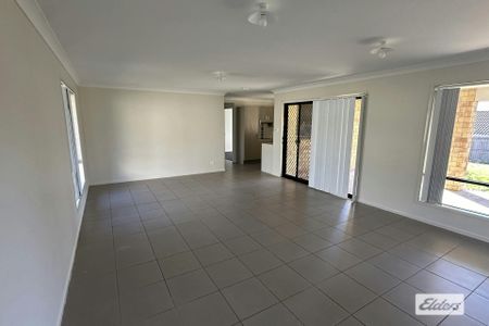 6 bedroom Large Family Home In Gatton - Photo 4