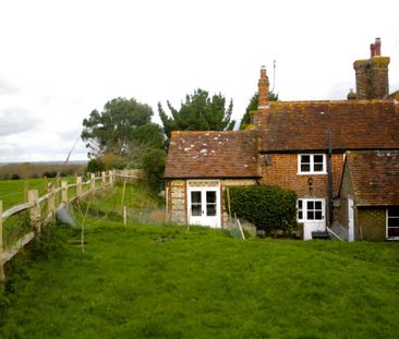 3 bedroom character property to rent - Photo 6