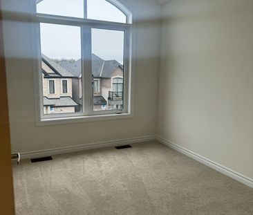 For Lease - 45 Minnock Street, Caledon, Ontario - Photo 1