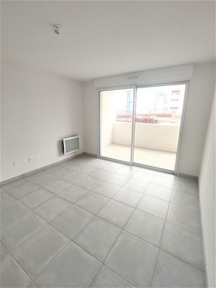 Location Appartement 2 pièces 40m² NIMES 30900 - Photo 1