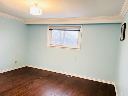 For Lease - 642 Eaglemount Crescent, Mississauga, Ontario - Photo 5