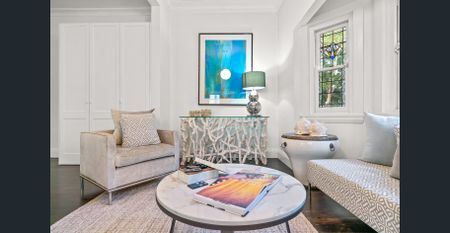 APPLICATIONS RECEIVED - Classic Art Deco Apartment by the Harbour's Edge - Photo 5