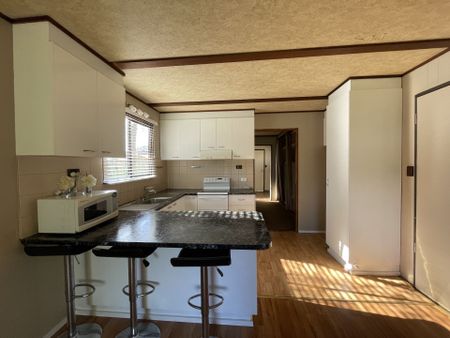 ONE BEDROOM UNIT ! - Photo 5