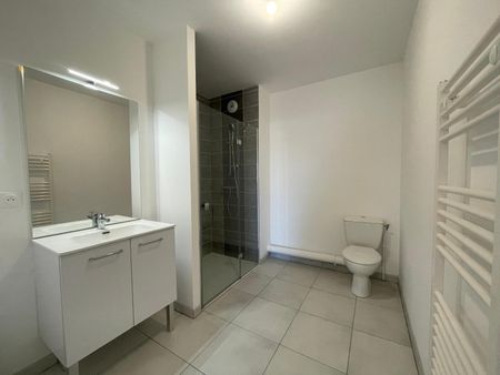 Location Appartement 3 pièces 54m² TRELAZE 49800 - Photo 4