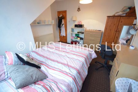 4 Bedroom Mid Terraced House for rent in Mayville Street - Photo 5