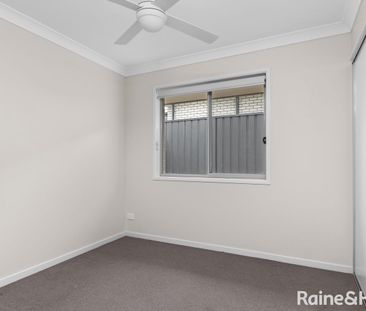 MODERN 2 BEDROOM HOME - Photo 5