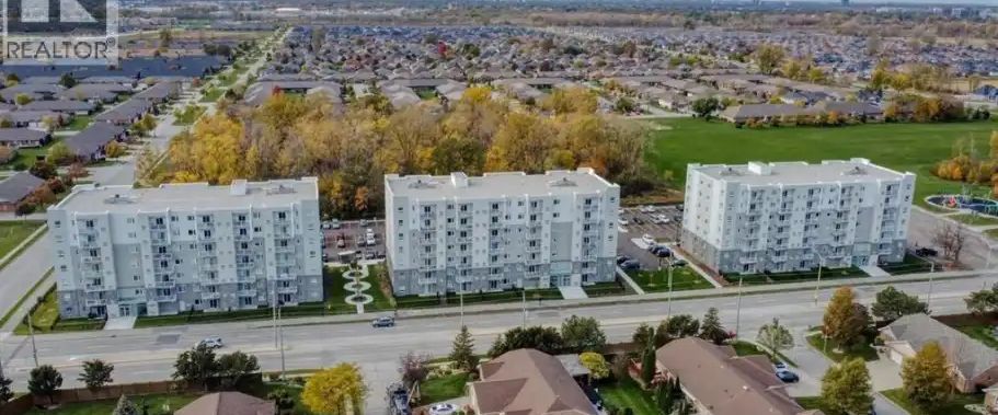 1675 BANWELL Unit# 209 | 1675 BANWELL Unit# 209, Windsor - Photo 1