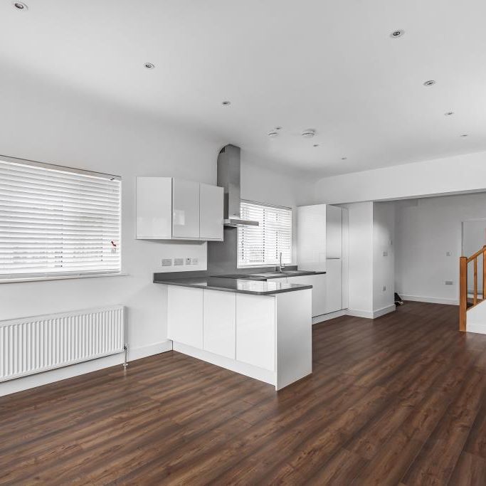 2 bedroom semi-detached house to rent - Photo 1
