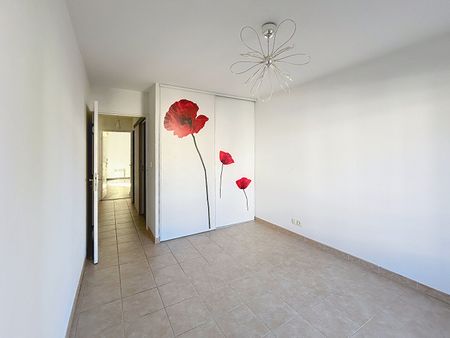 Appartement T4 près de LAMBESC à louer - Photo 5