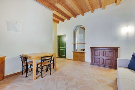 Via Ascanio Sforza, Milan, Lombardy 20136 - Photo 5