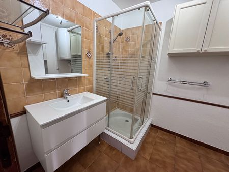 Location Appartement 4 pièces 106m² - Photo 3