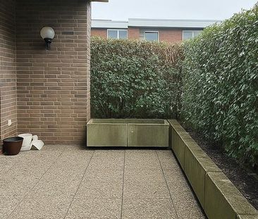 Gepflegte 1-Zimmer-Hochparterrewohnung mit Balkon und Keller in dir... - Photo 1