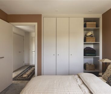 A beautifully designed, brand new one-bedroom apartment in the hear... - Photo 6