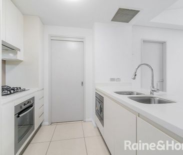 Two-Bedroom Apartment with Study area in Heart of Epping Park - Photo 6