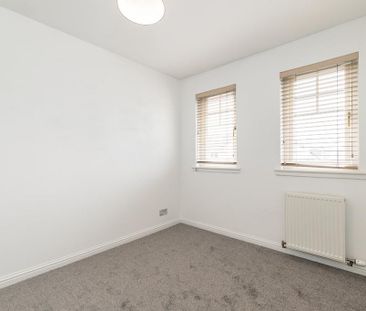 4 bedroom detached house to rent - Photo 6