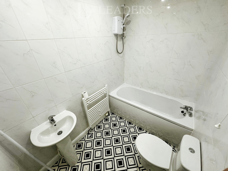 2 bedroom house to rent Station Road, Barnsley, S70 - Photo 5