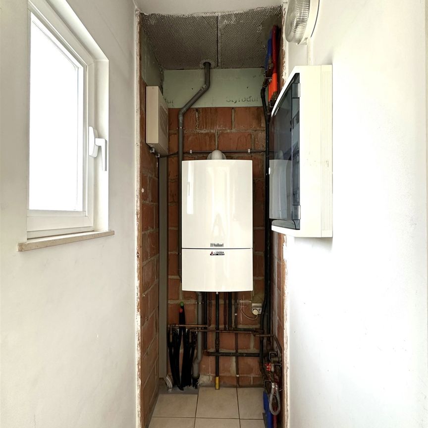 Appartement te huur - Photo 1