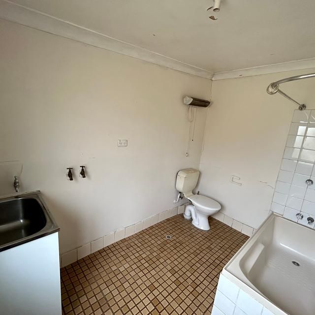 Perfect Central Location - Photo 1