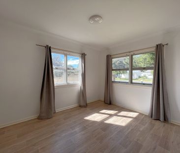 Cozy Cottage in great location! - Photo 1