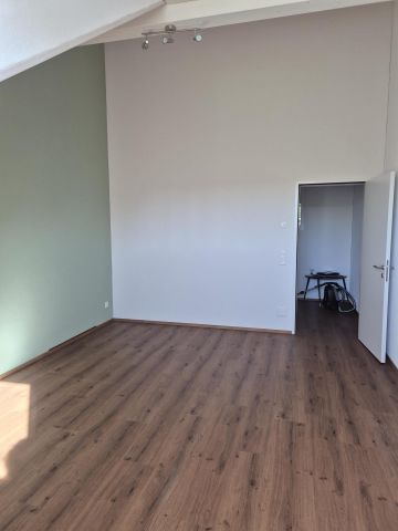 4.5 Zimmer Maisonette Wohnung mit Eigentumsstandard zu vermieten - Foto 2