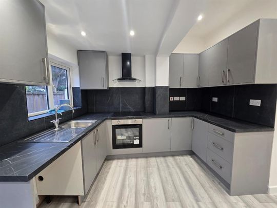 Villiers Road, Beckenham BR3, London - Photo 1