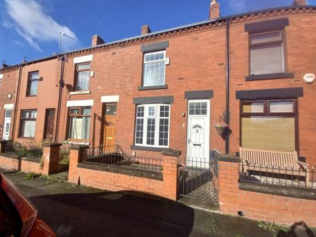 2 bedroom terraced house to rent - Photo 2