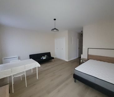 Location Appartement 1 pièce 33m² LA GUERCHE DE BRETAGNE 35130 - Photo 1