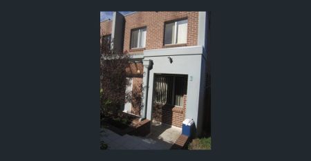 2 Bedroom Townhouse in Prime North Parramatta Location - Photo 4