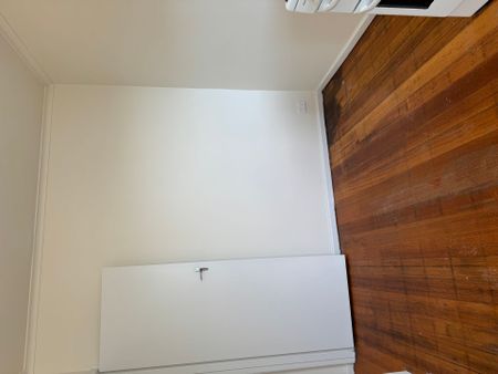 2 Bedroom Unit in Perfect Location - Photo 3