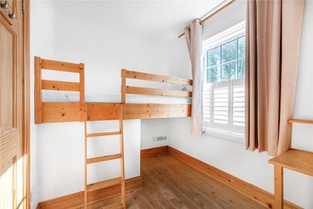 3 bedroom semi-detached house to rent - Photo 4