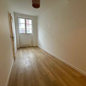 Charmant 2 pièces avec parking – RDC – Centre-ville de Crécy-la-Chapelle - Photo 2