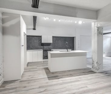 4855 Ch. Queen-Mary, #40B - Photo 2