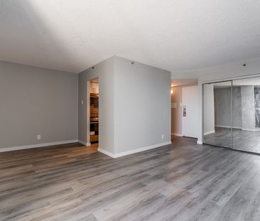 1951 Maisonneuve Boulevard East, Montréal, QC - Photo 3