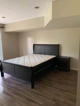 For Lease - 800 Dundas Street Unit# 30, Mississauga, Ontario - Photo 1