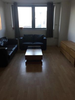 2 Bed Flat, Deals Gateway, SE13 - Photo 1