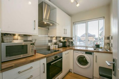 2 bedroom apartment to rent - Photo 5