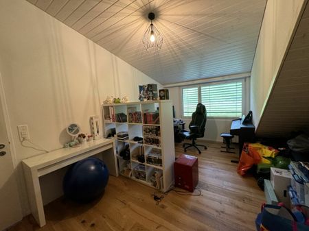 Moderne Dachwohnung in Bettwiesen zu vermieten! - Foto 2