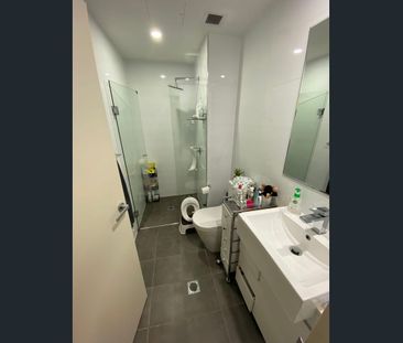 Cozy One bedroom + Study within Killara High Catchment - Photo 3