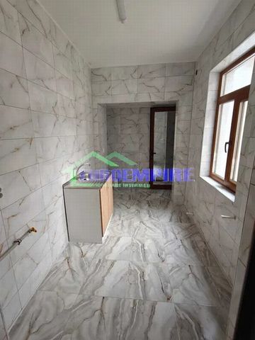 Casa de inchiriat zona CENTRU - Photo 2