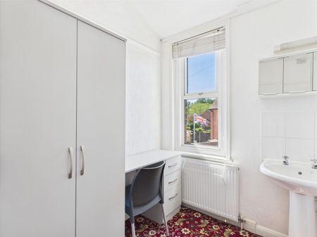 Tewkesbury Road, Longford - Photo 3