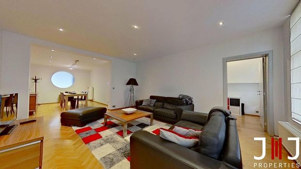 Flat for rent - Photo 1