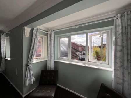 The Ridings, Bicton Heath, Shrewsbury, Shropshire, SY3 5ES - Photo 5