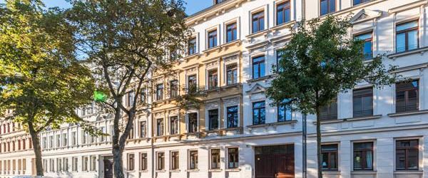 2-R-Wohnung mit Balkon sowie Dusche UND Eckbadewanne - Photo 1