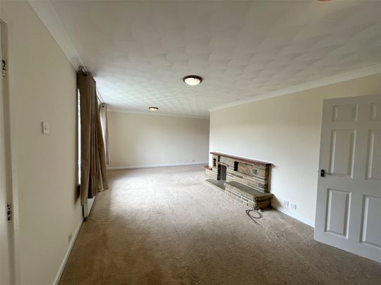 Fall View, Silkstone, S75 4LG - Photo 1