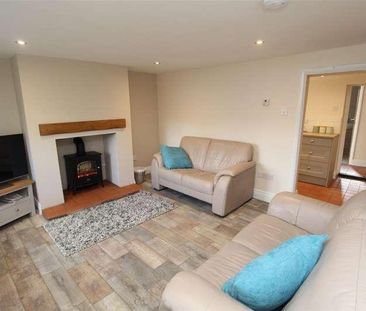 St. Johns Street, Beck Row, IP28 - Photo 2