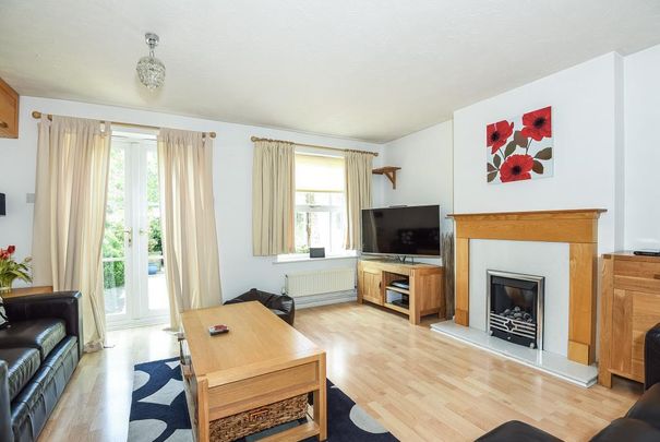 3 bedroom semi-detached house to rent - Photo 1