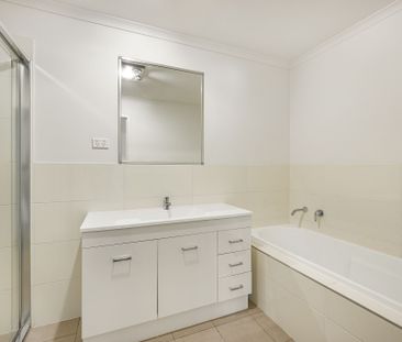 58 Cocoparra Crescent, Crace ACT 2911 - House For Rent | Domain - Photo 5