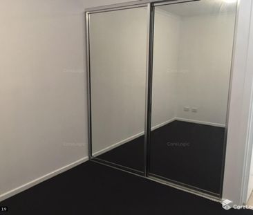 Stunning City Views in the Heart of Townsville City! - Photo 2