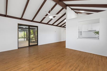 22 Dunleath Street, Durack QLD 4077 - House For Rent - $600 | Domain - Photo 4